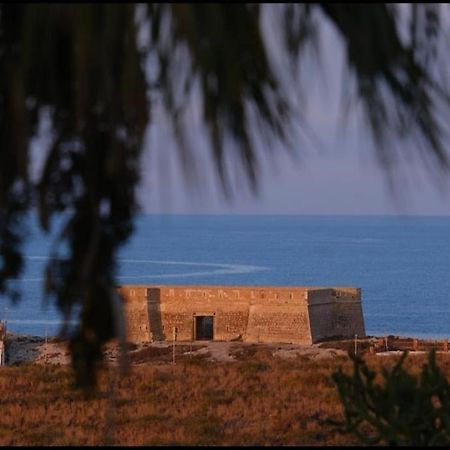 Bungalows & Estudios Los Escullos Almeria Exterior photo